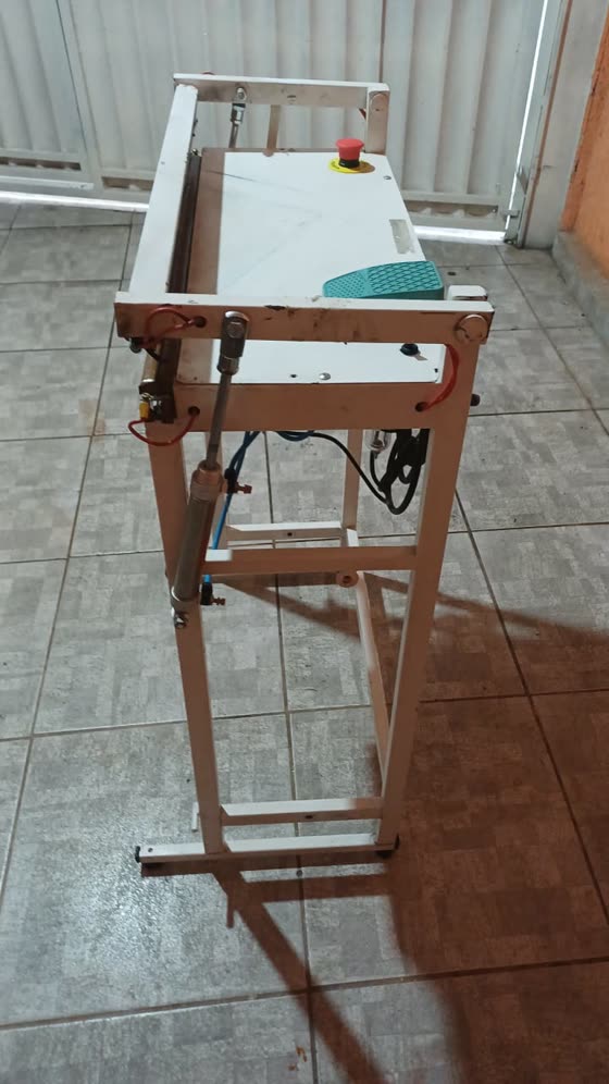 Seladora P700 tubular depois: comando